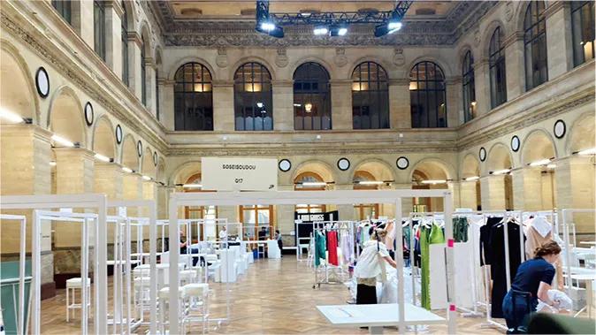 Overseas Exhibitions　大村美容ファッション専門学校