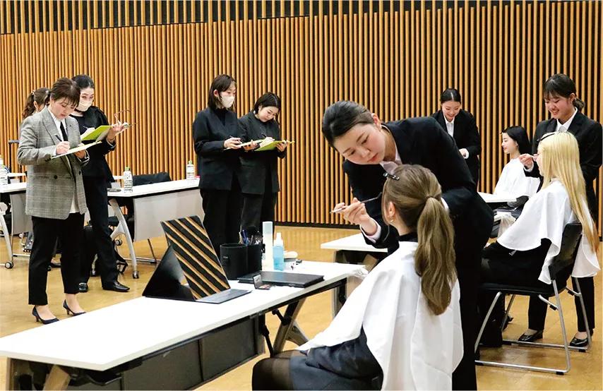 接客コンテスト 大村美容ファッション専門学校