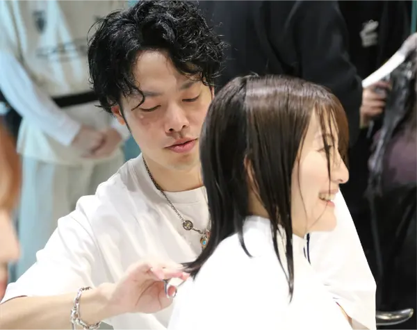 OMULA WORLD VISION　大村美容ファッション専門学校