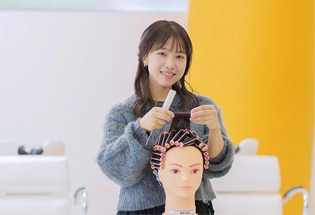 美容科　美容総合コース　大村美容ファッション専門学校