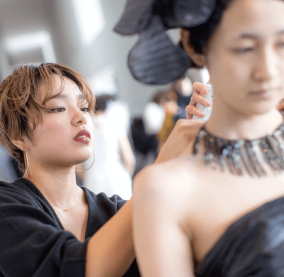 学校と現場が連携している強み | ヘアメイクアップアーティスト科 | 美容専門学校は大村美容ファッション専門学校