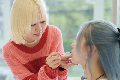 JBMAメイクアップ検定| ヘアメイクアップアーティスト科 | 美容専門学校は大村美容ファッション専門学校