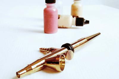 エアーブラシ| ヘアメイクアップアーティスト科 | 美容専門学校は大村美容ファッション専門学校