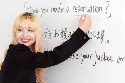 接客英会話 | メイクアップ科　大村美容ファッション専門学校