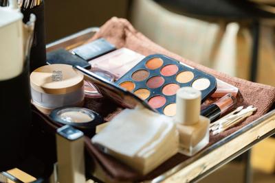 日本トップレベルの実習サロン　大村美容ファッション専門学校