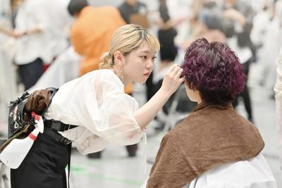 日本トップレベルの実習サロン　大村美容ファッション専門学校