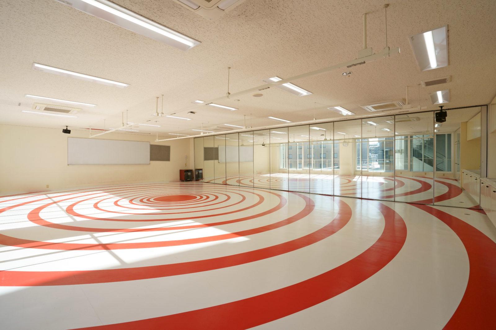 美容専門学校　リニューアル