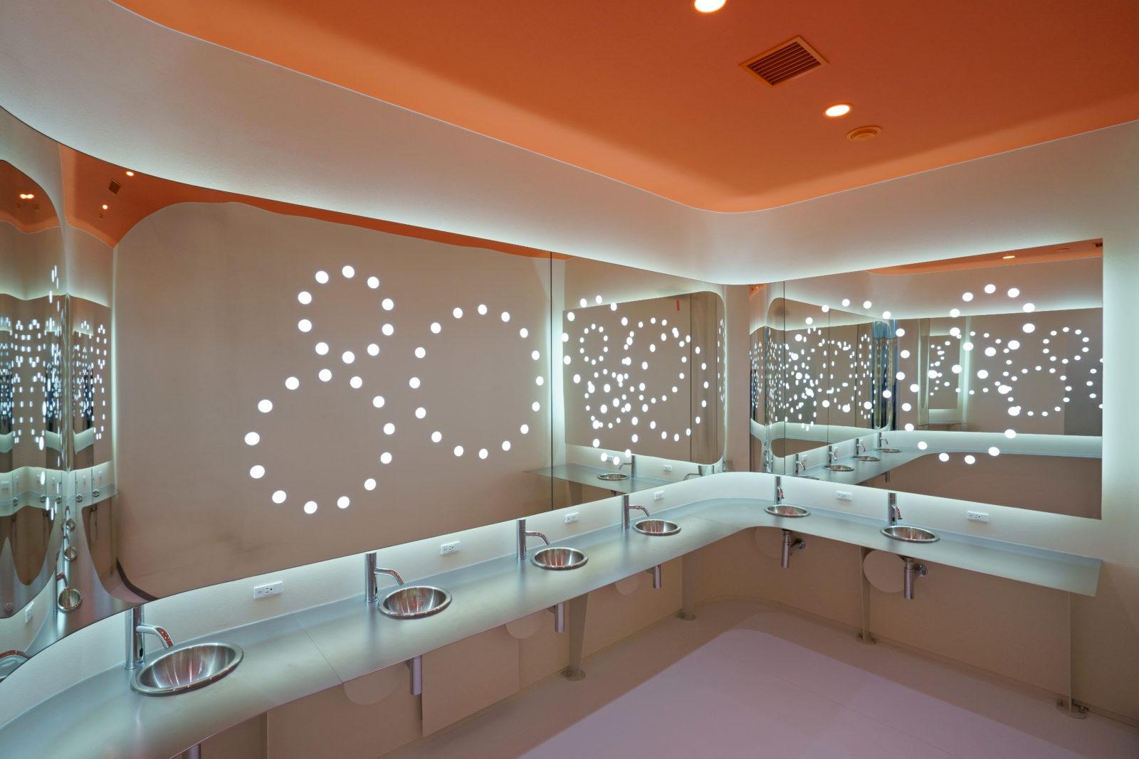 パウダールーム　大村美容ファッション専門学校