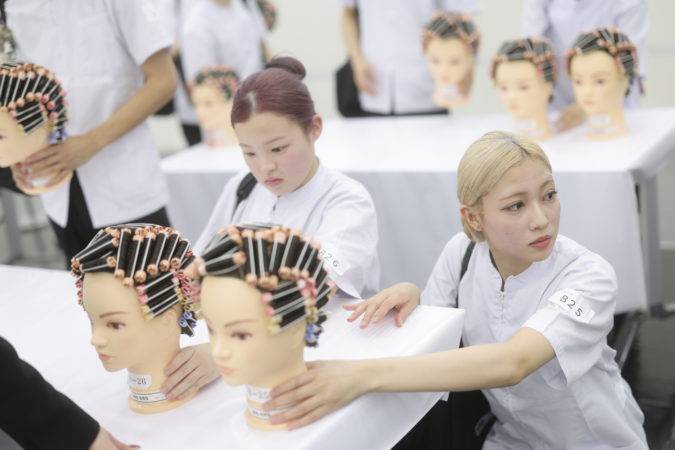 【福岡で美容師・ヘアメイクを目指す高校生へ】大村美容ファッション専門学校が選ばれる理由とは？