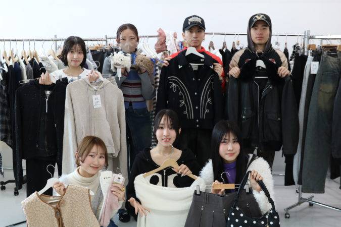 【韓国ファッション】FAバイヤーコースの学生が仕入れたアイテムをPOPUPで販売｜大名開催