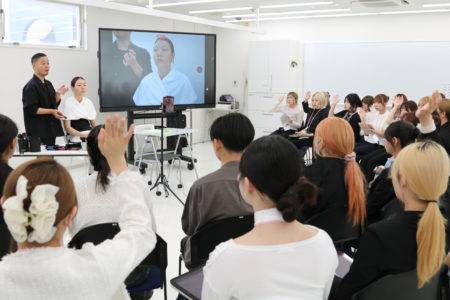 【RMK特別授業】現役メイクアップアーティストから学ぶプロのメイク技術